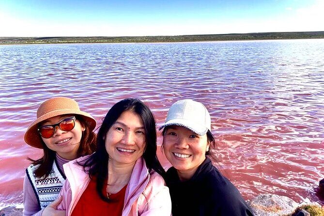 2 Days One Night Tour at Pink Lake Natures Window and Pinnacles - Pink Lake check-in, sunset timing, and easy photo strategy