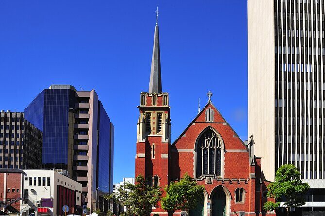 Boom-and-Bust: self-guided historical walking tour of Perth - The audio style: Riley’s local trivia and the silence question