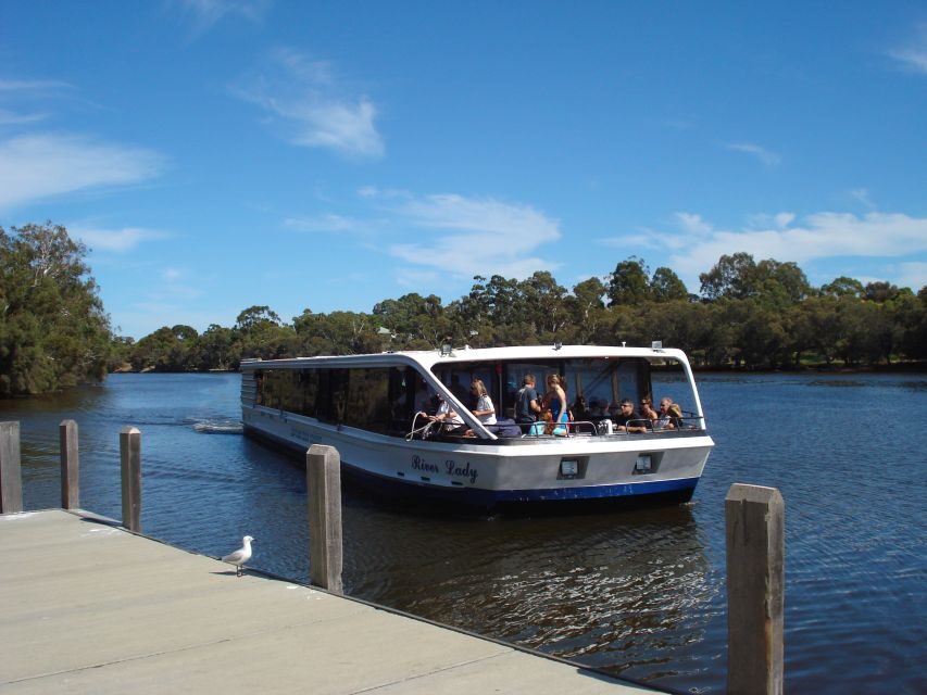 Full-Day Swan Valley Wineries with Lunch and River Cruise - The 2-hour Swan River cruise back to Perth: tea, wine, and live entertainment