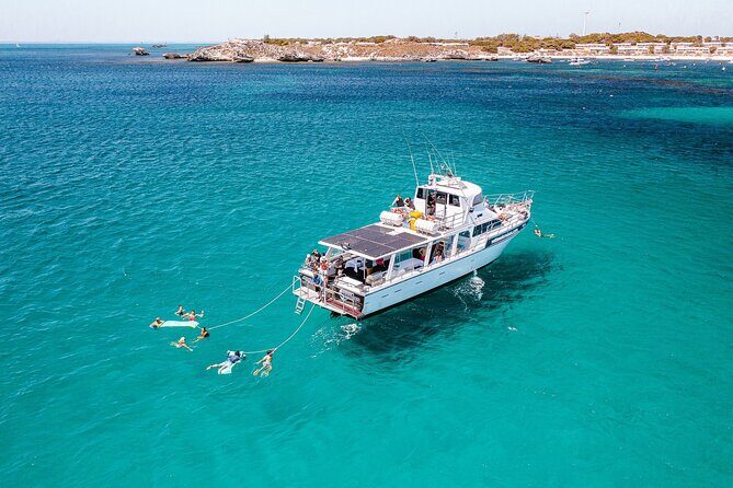 Luxe Seafood Package with Round Trip Ferry from Perth - Craypots and Western Rock Lobster: a hands-on tradition lesson
