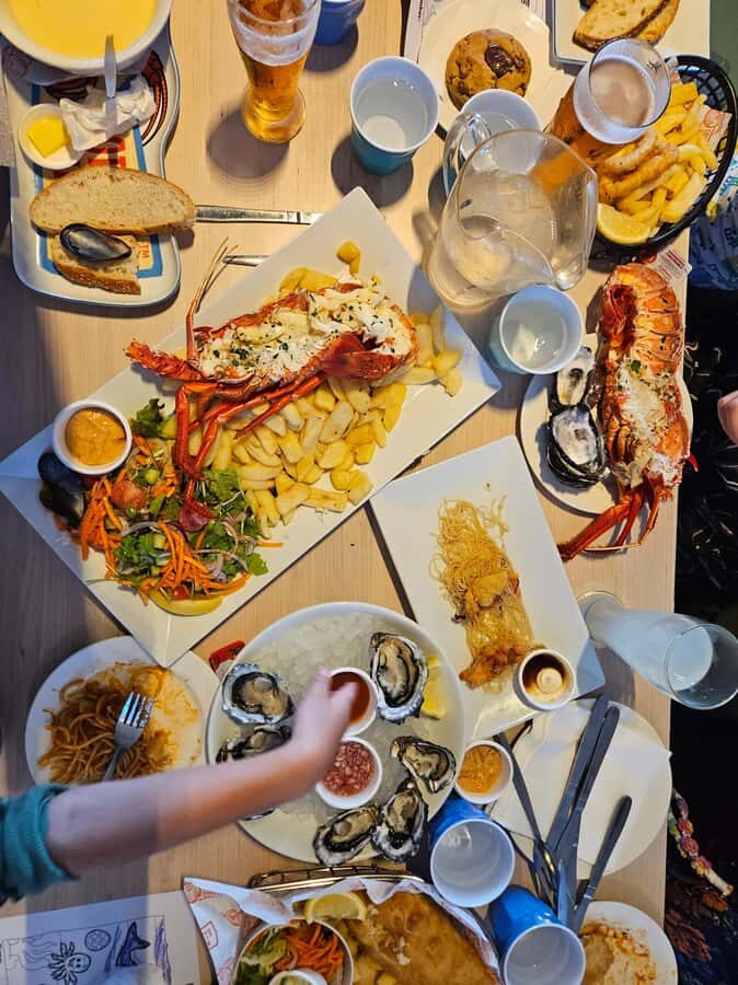 Perth: Pinnacles Desert & Sand Dunes Private Day Tour - Cervantes Lunch at the Lobster Shack: Why This Break Matters
