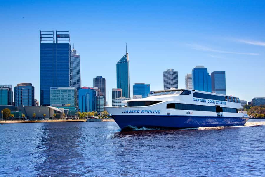 Perth: Swan River Lunch Cruise - Return cruise: hot buffet, dessert buffet, and a second chance at the views