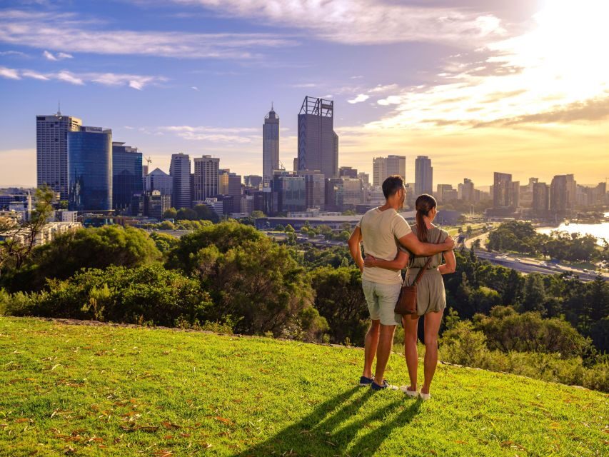 Perth Tailored 3-Hour Private Tour for The Travel Chameleon - Should you book this private Perth Welcome Express?