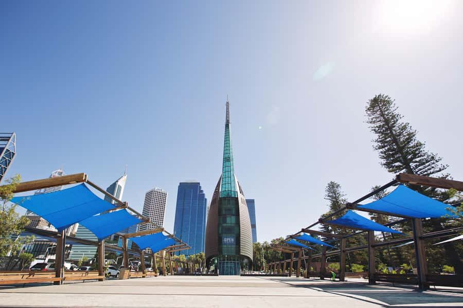 Perth: The Premium Anzac Bell Tour at the Bell Tower - Chiming the bells from level 1: the hands-on part
